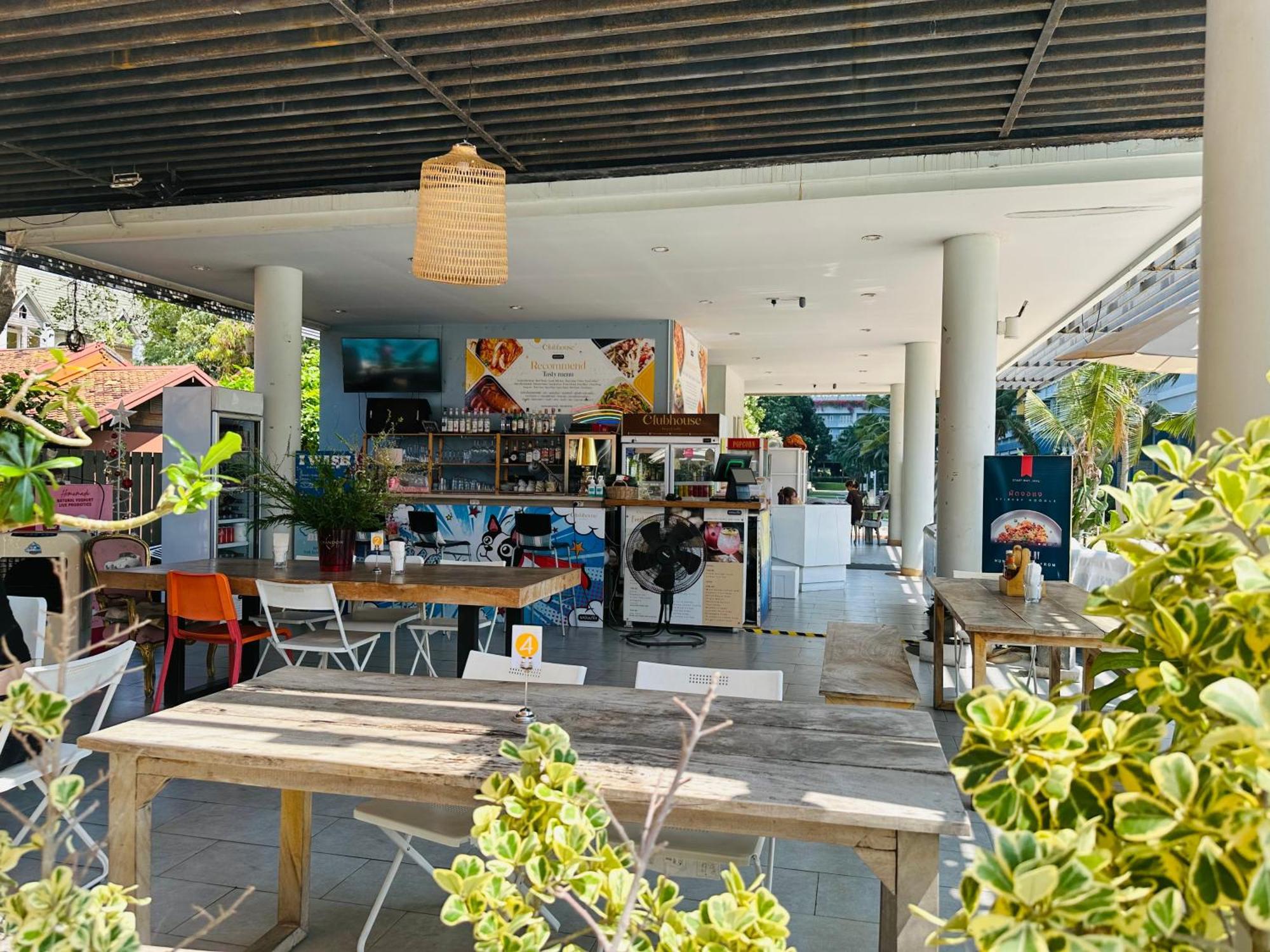 Seaview Beach Room Lumpini-Pool And Gym Face To Ocean Jomtien Beach Exterior foto