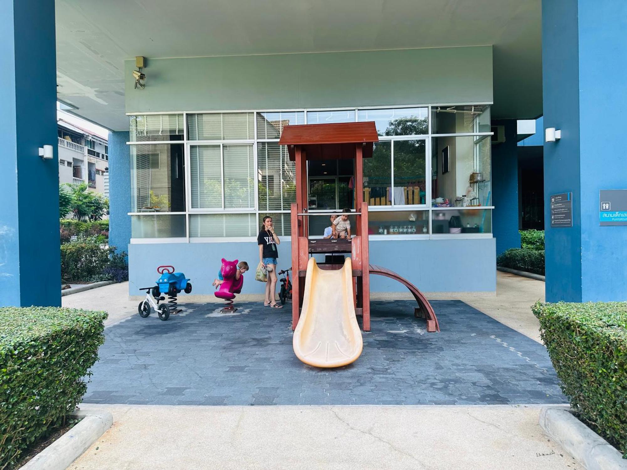 Seaview Beach Room Lumpini-Pool And Gym Face To Ocean Jomtien Beach Exterior foto