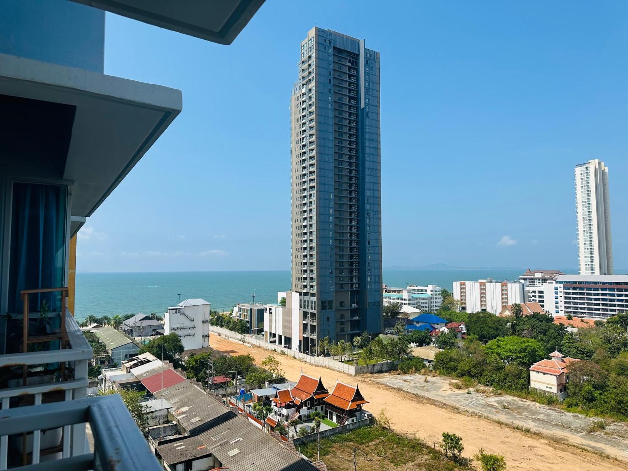 Seaview Beach Room Lumpini-Pool And Gym Face To Ocean Jomtien Beach Exterior foto